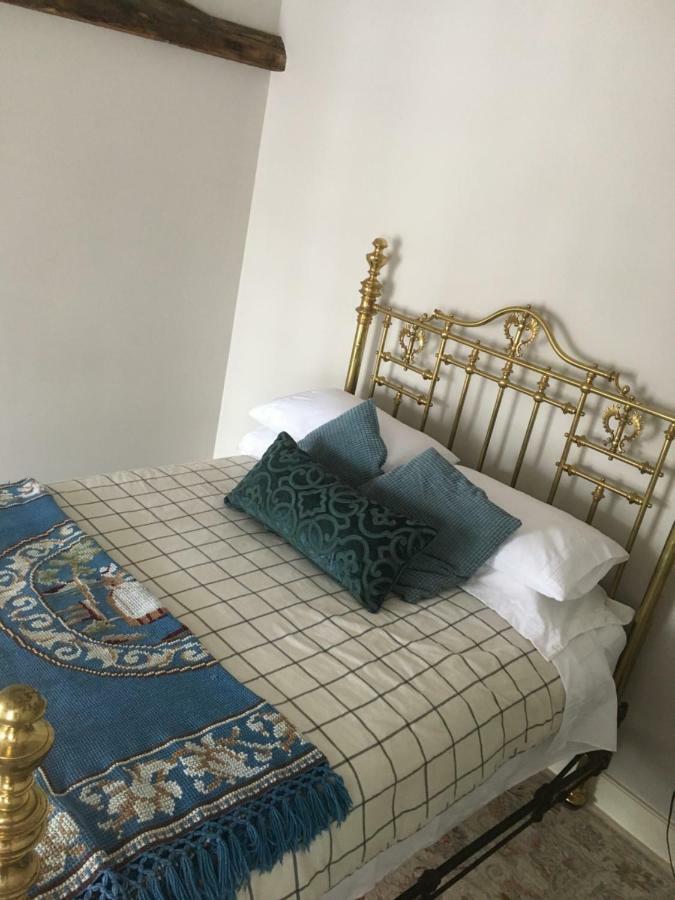The Carriage House Flat - Downtown Paris Canada المظهر الخارجي الصورة